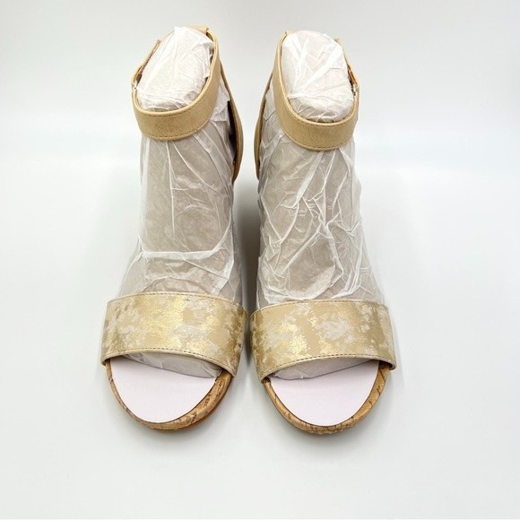 Naturalizer Womens Size 10 Areda Cork Platform Wedges Sandals Heels Shoes NEW - Picture 3 of 16